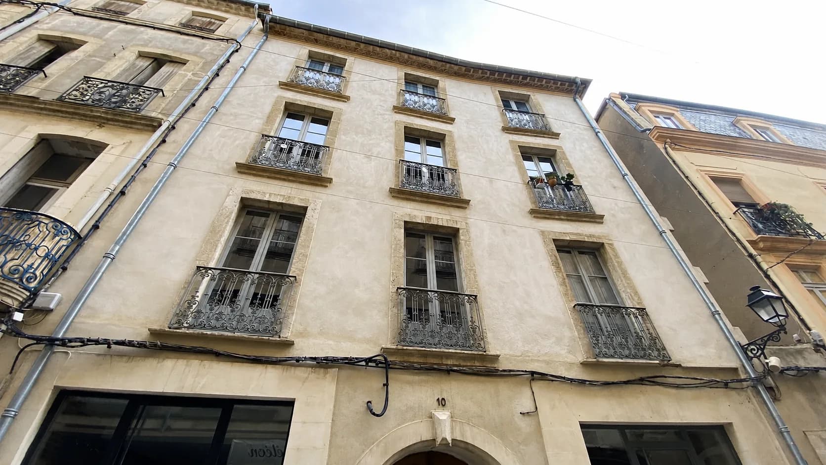 Façade de l'immeuble, 10 rue Mairan à Béziers