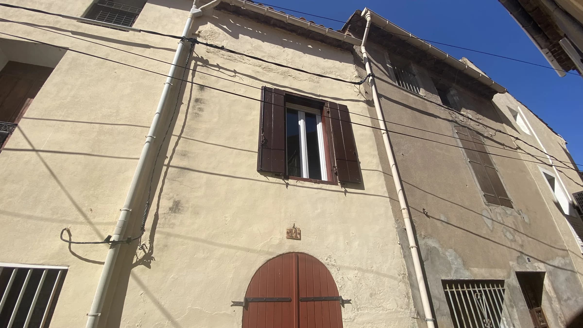Façade de l'immeuble, 11 rue de la Fayette à Marseillan