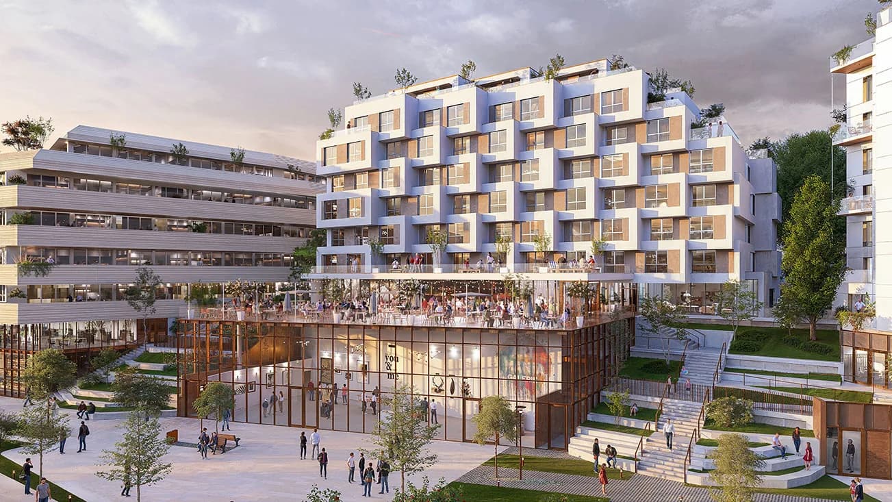 L'ensemble ARTmania depuis sa place piétonne : immeubles en gradins et rez-de-chaussée vitré, perspective