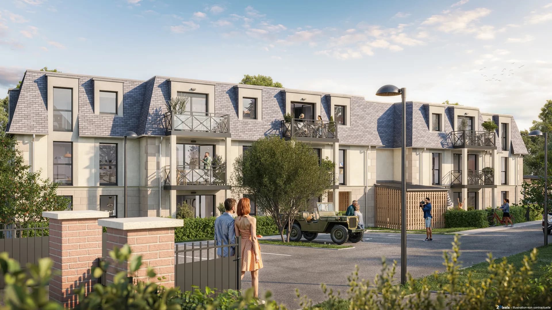 Les Loges de Clairefontaine à Bénerville-sur-Mer : petite résidence neuve d'inspiration anglo-normande, toits à la Mansart en ardoise, balcons en ferronnerie, rue arborée