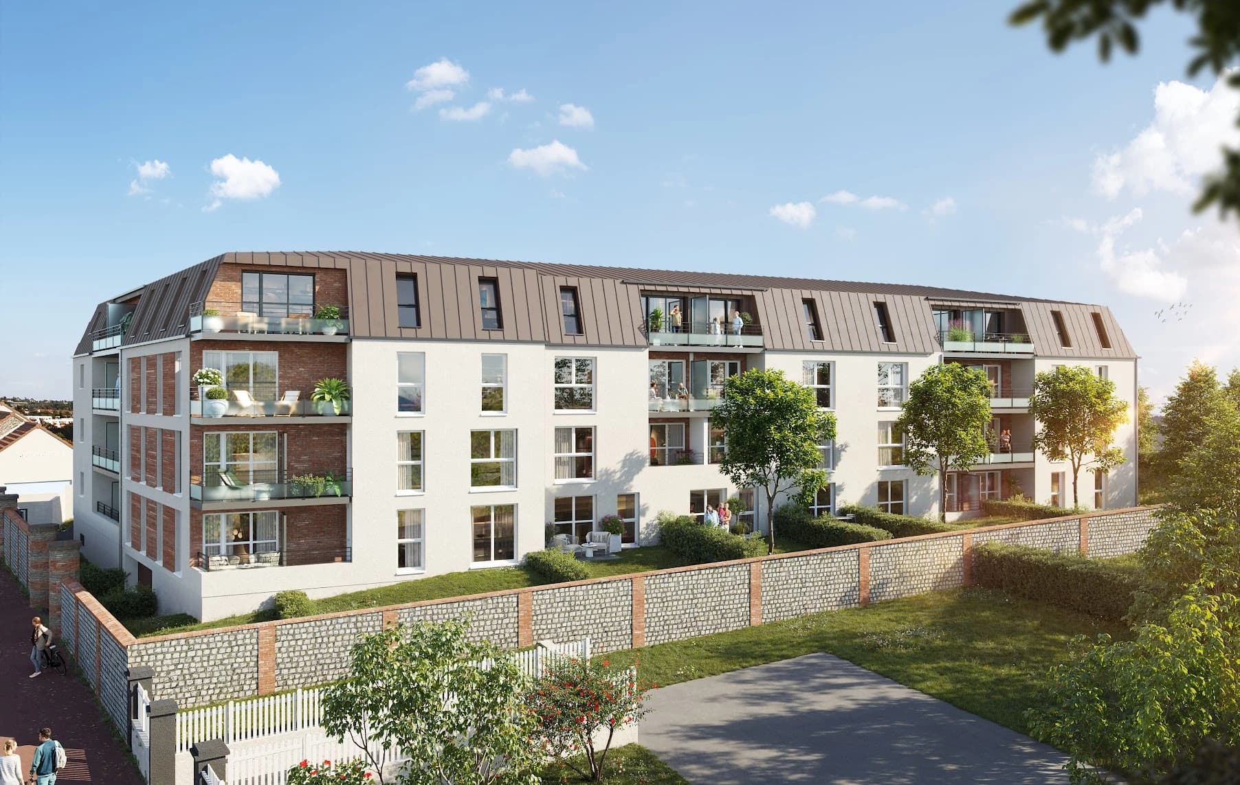 Perspective de la Résidence Aristide : immeuble de quatre niveaux à façade blanche et parements de brique, toiture en zinc à lucarnes, balcons plantés et pelouse close d’un mur en silex
